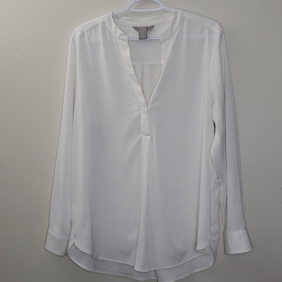 H&M Tops - 💥3/$30 H&M  Off White V Neck Blouse Size 12